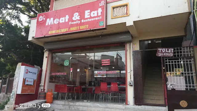ME - Meat And Eat