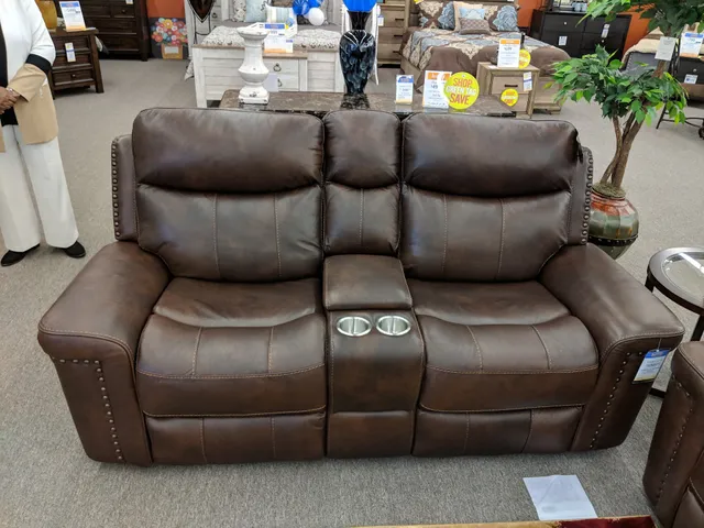 Farmers Home Furniture | Florence, SC