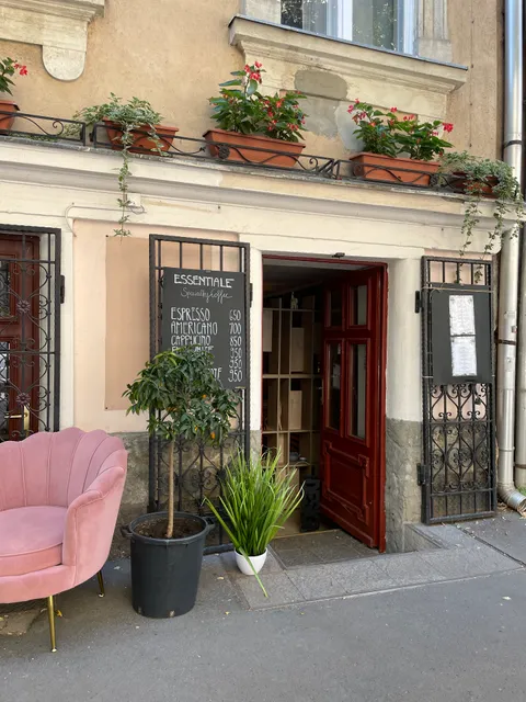 Essentiale Brunch, Specialty Coffee and Tea