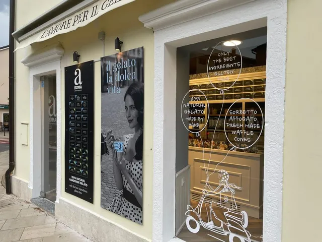 aROMA gelato experience Boutique Umag