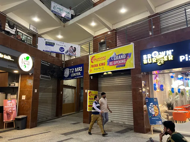 RP’s PIZZARIA BROWN BURGER CO