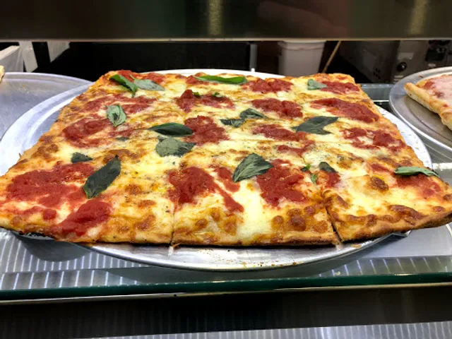 Enzo's Pizza & Pasta