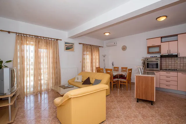 Apartments Marin Borić