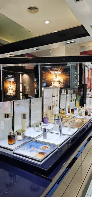 Estee Lauder 雅詩蘭黛