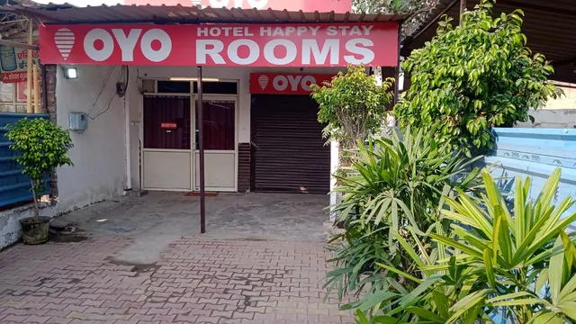 Flagship Hotel Happy Stay