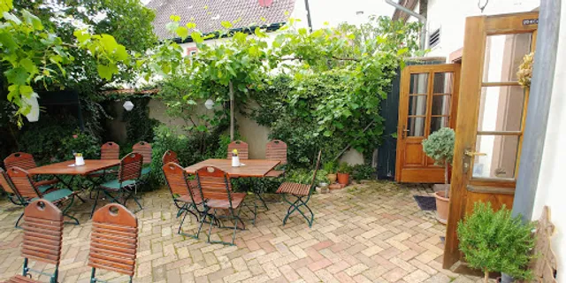 Gaststätte Lörzweiler Woistubb