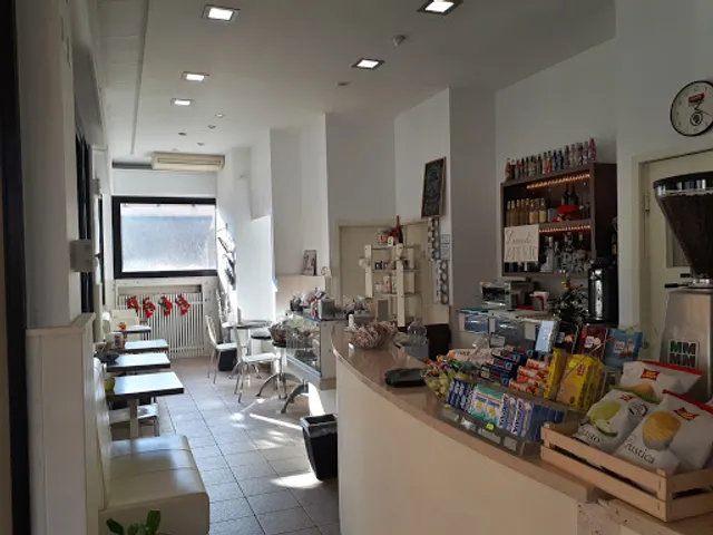 Mokamor - Caffè, Vini e Spuntini