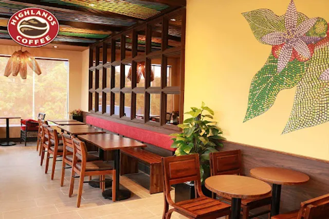 Highlands Coffee Bui Thi Xuan