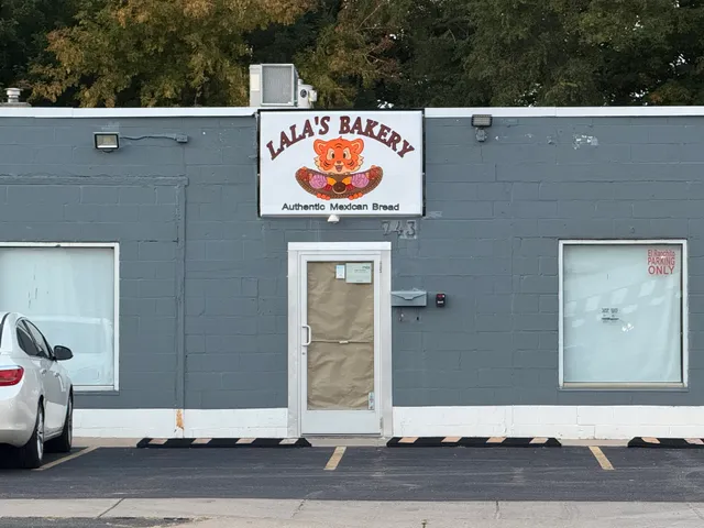 Lala's Bakery