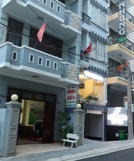 Khách sạn Minh Hiền