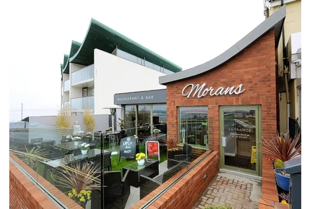 Morans Restaurant & Bar