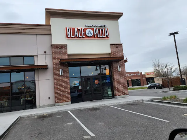 Blaze Pizza