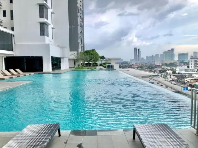 OYO Home 90581 1 Tebrau Residence Yml Home 1712