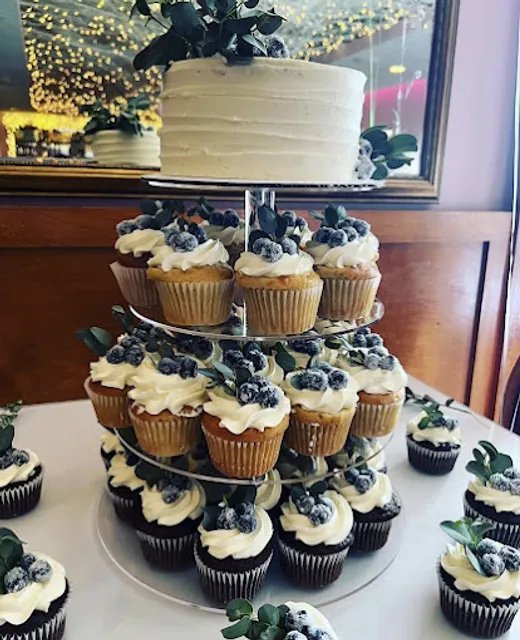 Twisted Sisters Cupcakery