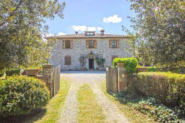 Ca'Novae - An Authentic Tuscan Farmhouse