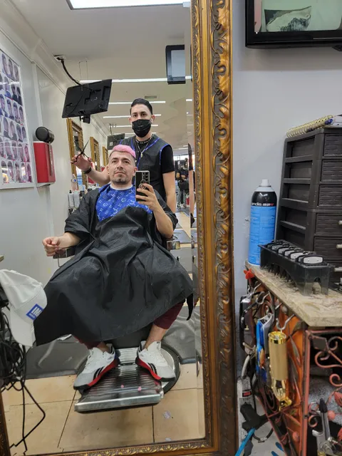 La Fragancia Barber Shop