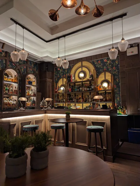 "Moonwalk" Café-Bar