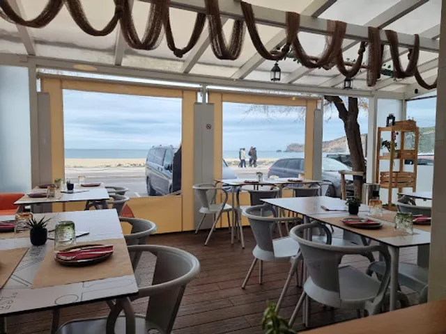 Restaurante dá cá os remos