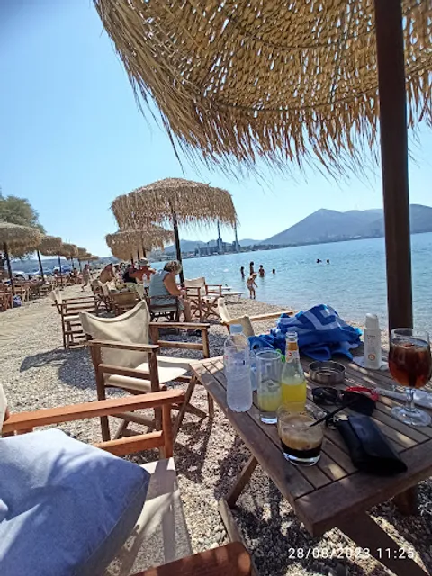 BALUSE seascape all day bar