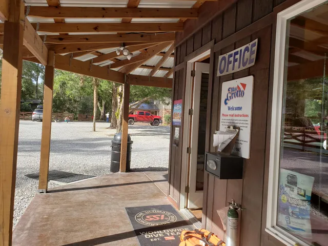 Blue Grotto Dive Resort