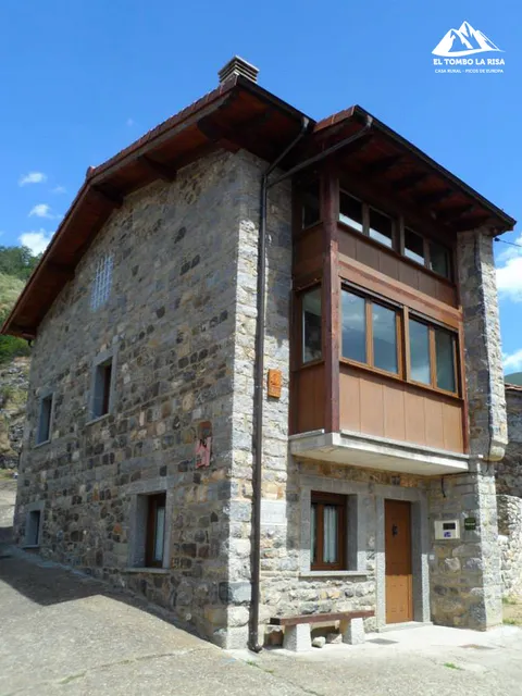 Casa Rural El Tombo La Risa