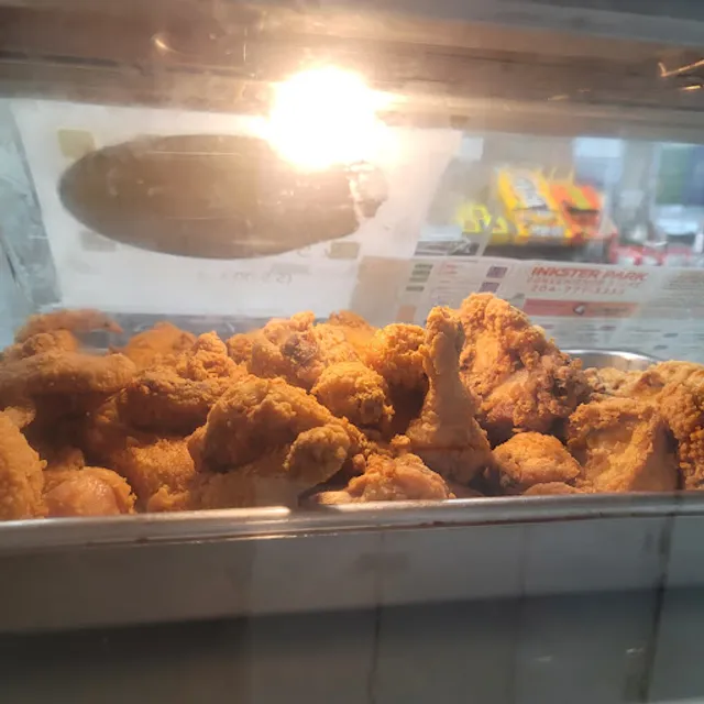 Chester's Fried Chicken On Inkster