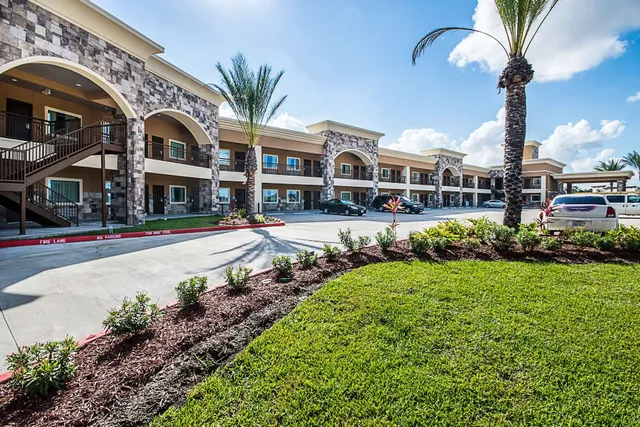 Econo Lodge Inn & Suites Houston NW-Cy-Fair