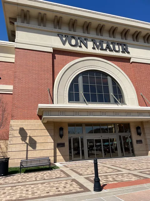 Von Maur