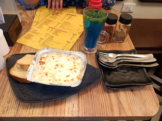 Cafe ETC (Eat Talk Cherish)