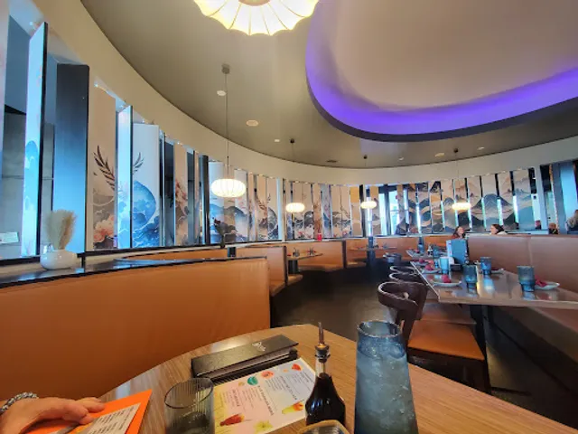 Umi Japanese Steakhouse & Sushi Bar