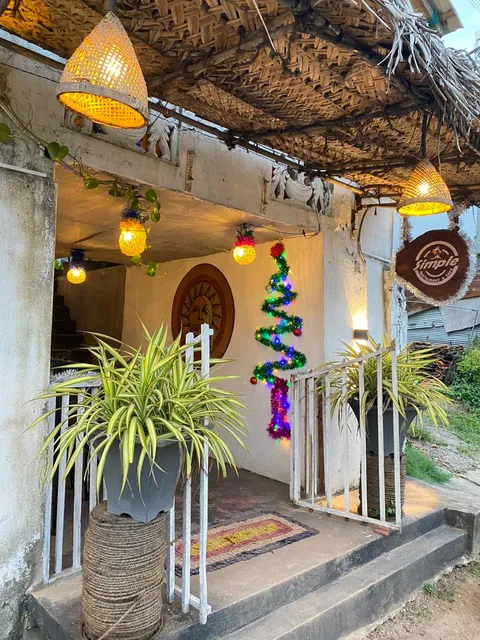 Simple restaurant and cafe