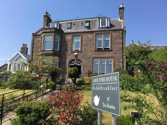 Arduthie House Bed & Breakfast