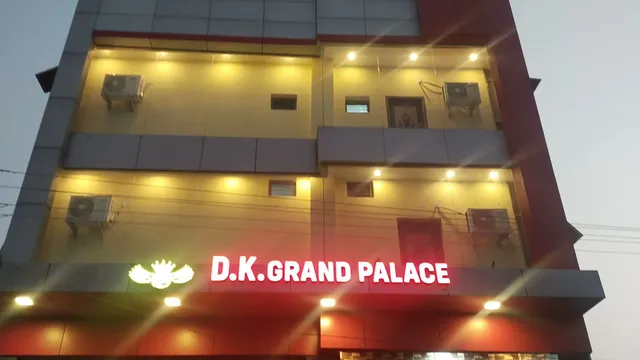DK GRAND PALACE