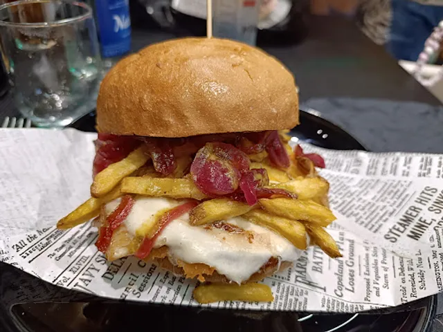 Hermanos RistoPub & Grill