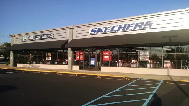 SKECHERS Factory Outlet