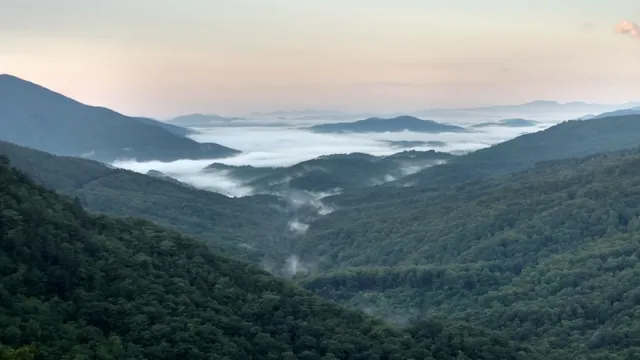 North Toe River Valley Overlook