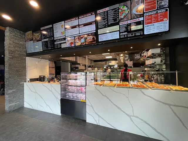 Villa Grande Pizzeria Restaurant