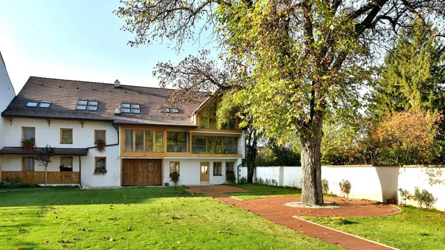 PENSIUNEA CASA PIEDRA