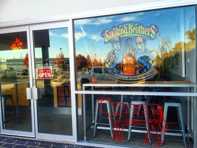 Smoking Brothers / Elwood's Eatery