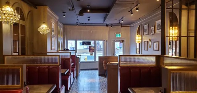 Thairoomgrand Midtown