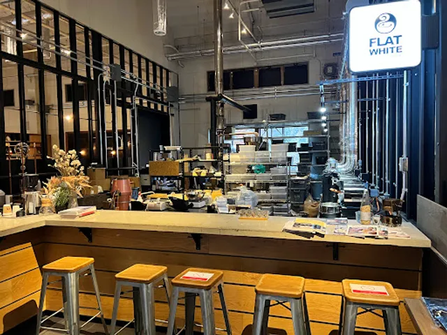 FLATWHITE COFFEE FACTORY 三春店