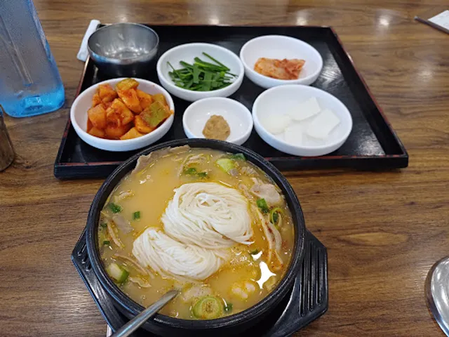 Jangsuchon 24 Hours Soondae Pork Soup