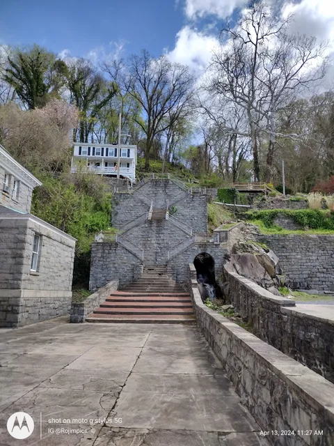 Tome's Landing Marina