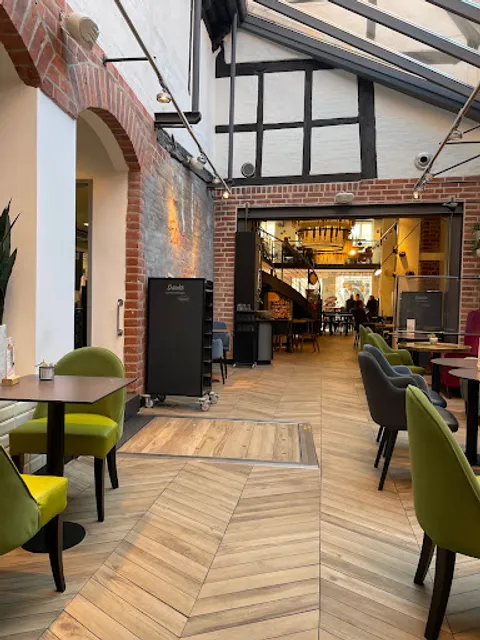 Junge Die Bäckerei.