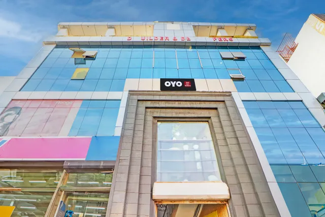 OYO Townhouse Saket residency 810943