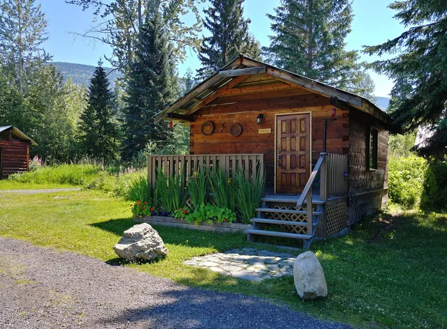 Wolfwood Guest Ranch