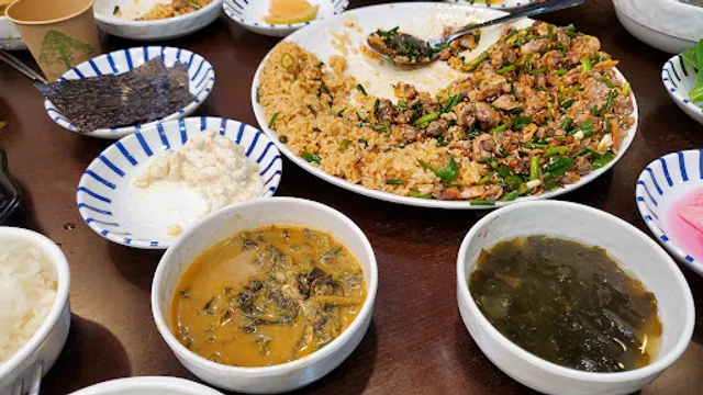 강릉엄지네꼬막집 봉천점