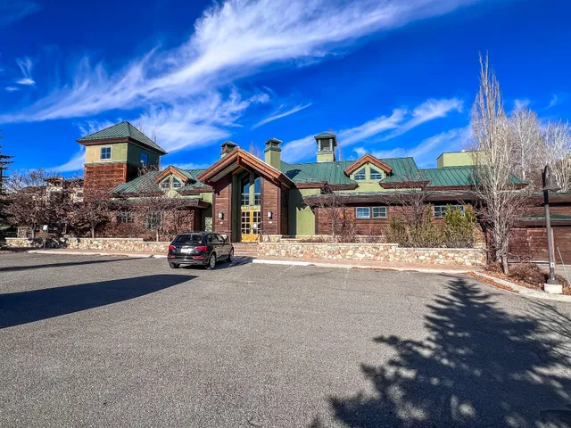 Elkhorn Inn - Sun Valley