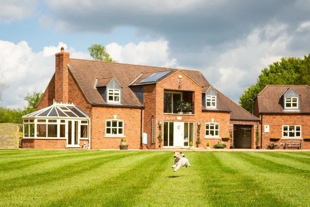 Broadleaf Lodge @ The Limit Old Wood North