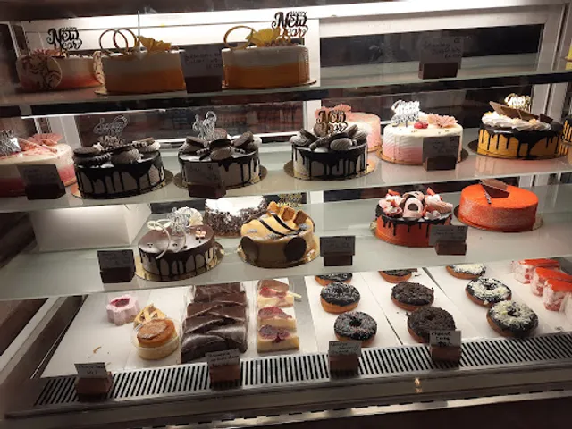 Nandy's Cafe & Cakes